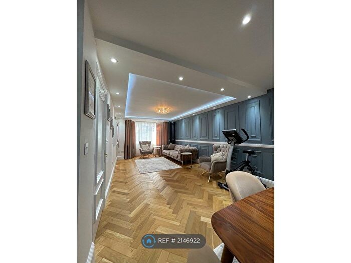 2 Bedroom Semi-Detached House To Rent In Babington Road, Hornchurch, RM12