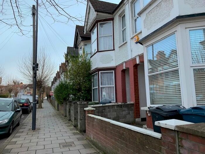 4 Bedroom Terraced House To Rent In Vaughan Road, Harrow HA1
