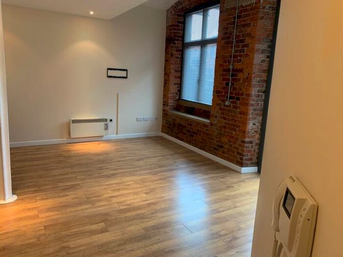 2 Bedroom Apartment To Rent In Worsted House, East Street Mills, LS9