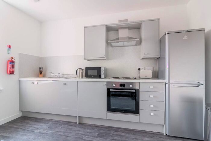 2 Bedroom Flat To Rent In Arthurstone Terrace, Stobswell, Dundee, DD4