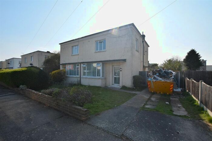 3 Bedroom Semi-Detached House To Rent In King George Vi Avenue, East Tilbury, Tilbury, RM18