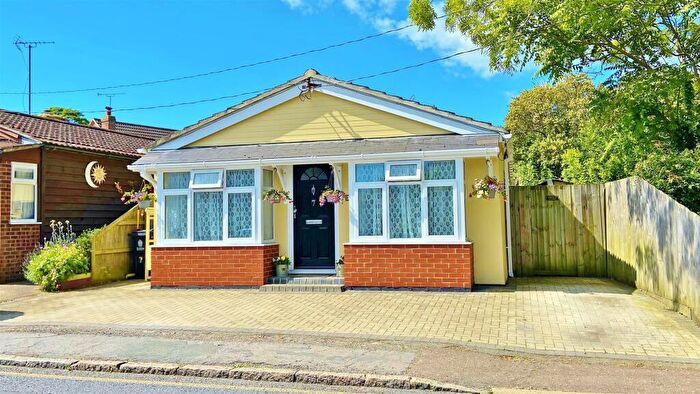 3 Bedroom Detached Bungalow For Sale In Kirby Road, Walton On The Naze, CO14