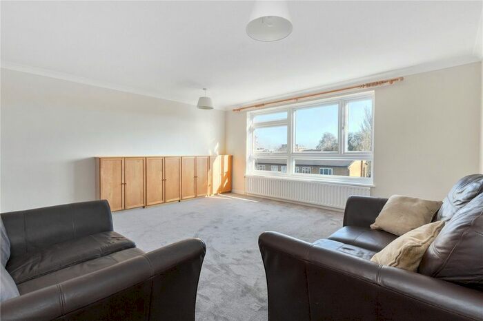 2 Bedroom Flat To Rent In Tragail, Mercier Road, London, SW15