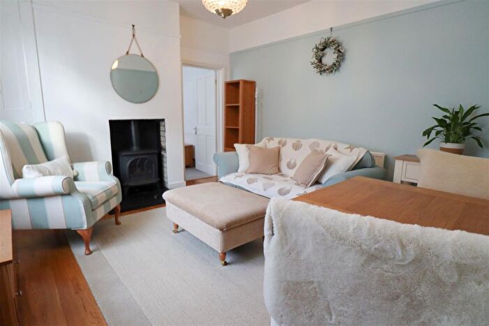 1 Bedroom Flat To Rent In Portland Place, Hastings, TN34
