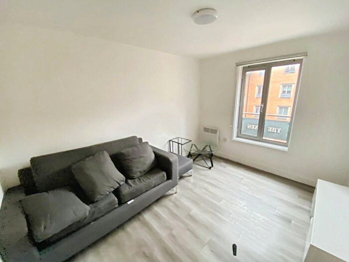 1 Bedroom Flat To Rent In Rockingham Street, Sheffield, South Yorkshire, S1