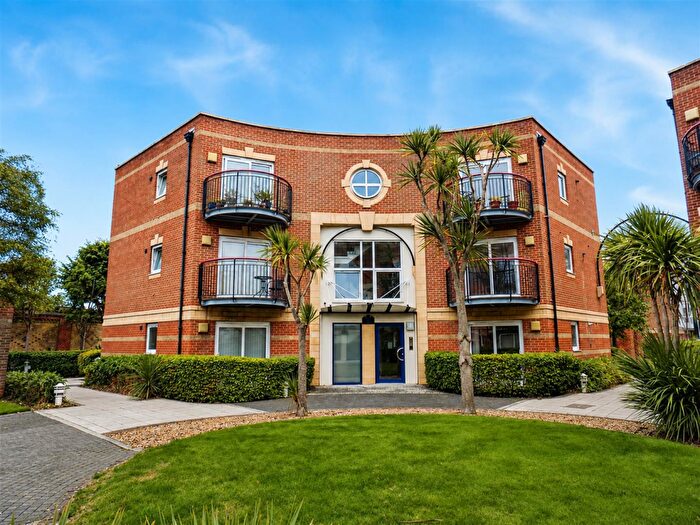 2 Bedroom Apartment To Rent In Lysander Court, Gunwharf Quays, PO1