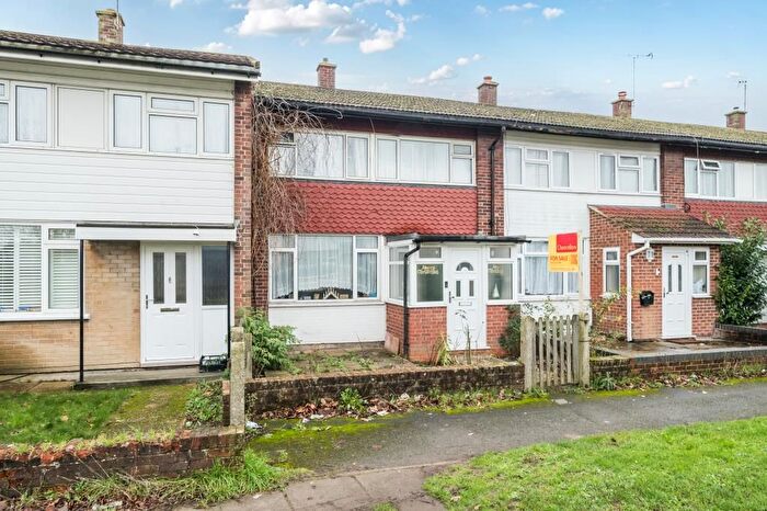 3 Bedroom Terraced House For Sale In Slough, Berkshire, SL3