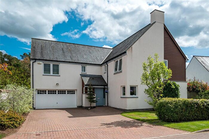 5 Bedroom Detached House For Sale In Robertson Way, Callander, Stirlingshire, FK17