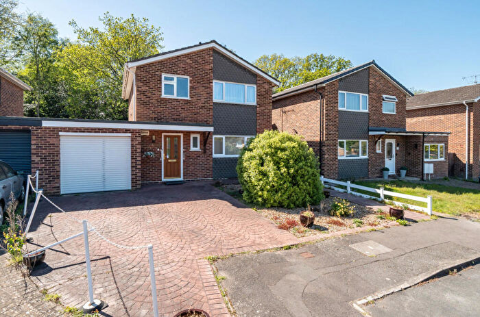 3 Bedroom Detached House For Sale In Whistley Close, Bracknell, Berkshire, RG12