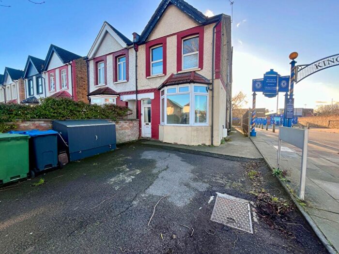 2 Bedroom Flat To Rent In Kingston Road, Kingston Upon Thames, KT1