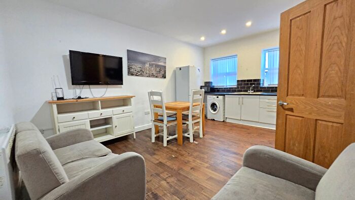2 Bedroom Flat To Rent In Furnace Hill, Sheffield, S3