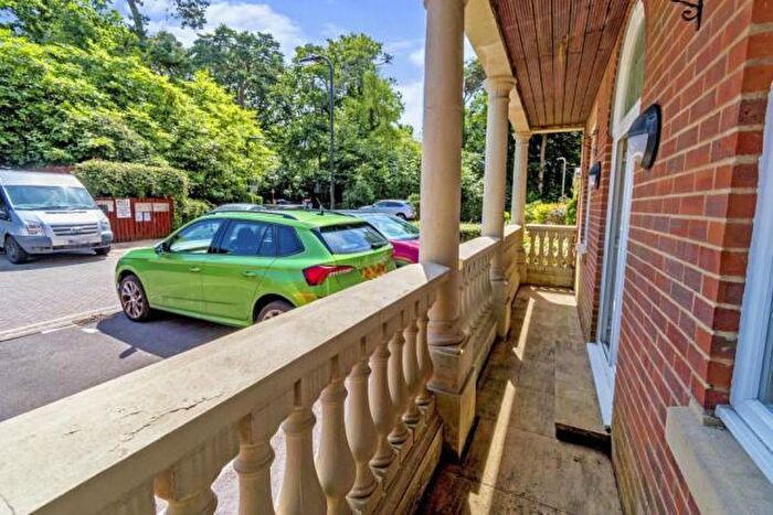 2 Bedroom Apartment To Rent In Newitt Place, Southampton, SO16
