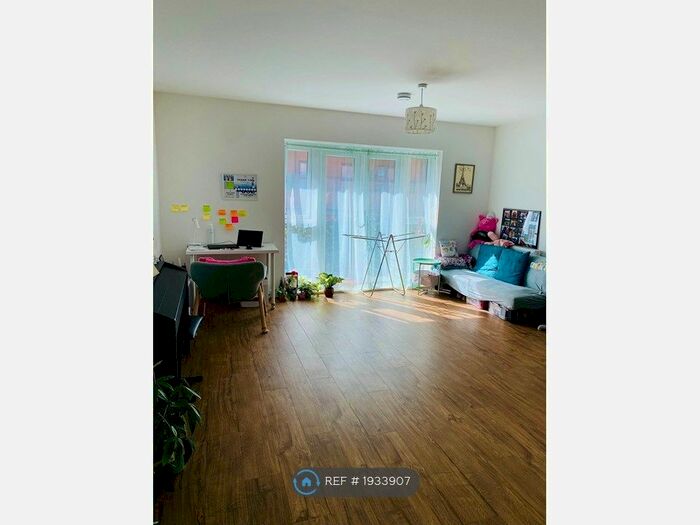 1 Bedroom Flat To Rent In Cord House, London, SM6