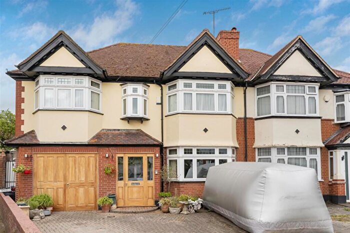 5 Bedroom Semi Detached House For Sale In West Court, Sudbury Court Estate, HA0