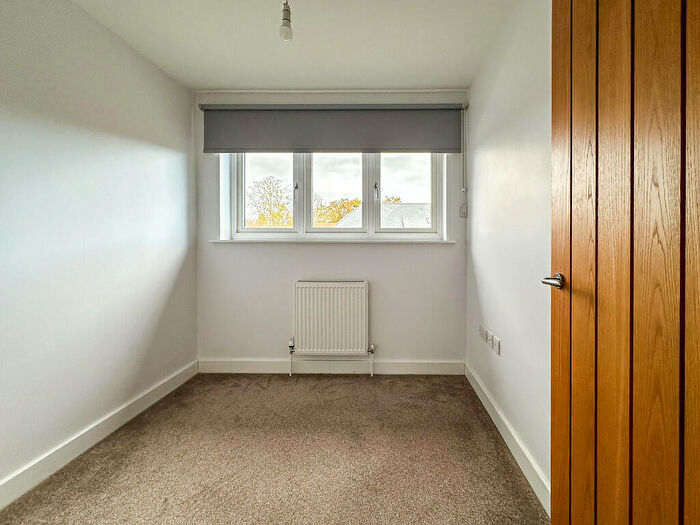 2 Bedroom Apartment To Rent In Hudson Close, Cambridge, CB2