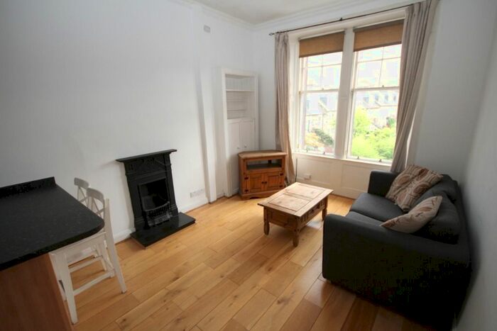 1 Bedroom Flat To Rent In Rossie Place, Easter Road, Edinburgh, EH7