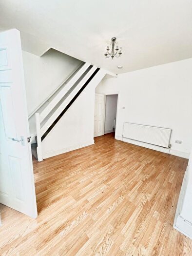 2 Bedroom Property To Rent In Kingsford Street, Salford, M5