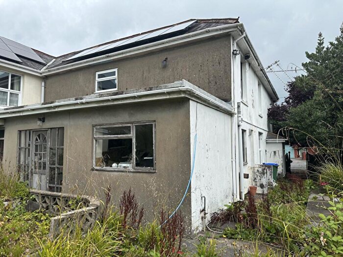 3 Bedroom Semi Detached House For Sale In Gwilym Road, Cwmllynfell, Swansea., SA9