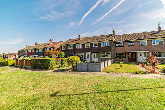 3 Bedroom Town House For Sale In Tamar Way, Heywood, OL10