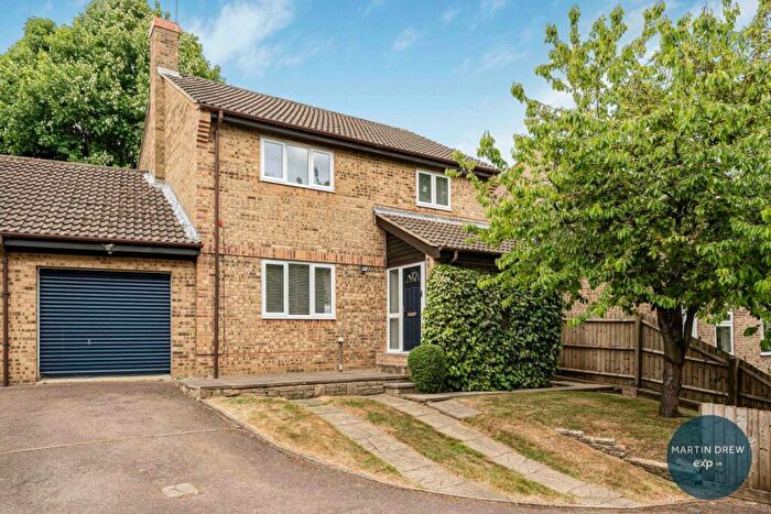 4 Bedroom Detached House For Sale In Portway Drive, Croughton, Brackley, NN13