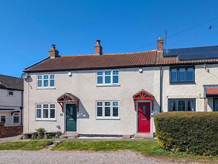 2 Bedroom Cottage For Sale In Carlton, Stockton-On-Tees, TS21