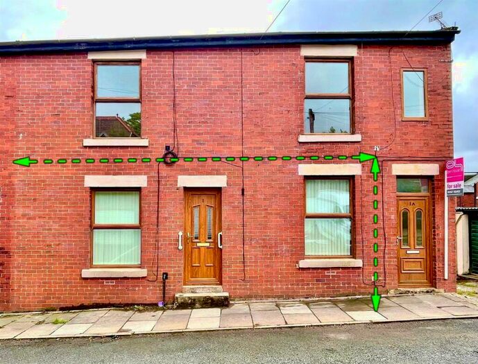 2 Bedroom Apartment For Sale In Bloomfield Road, Withnell, Chorley, PR6