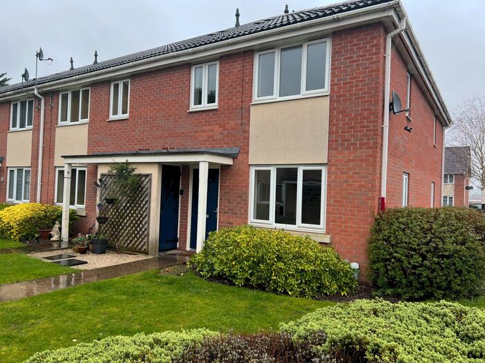 2 Bedroom Mews To Rent In Becketts Close, Grantham, NG31