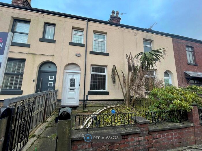 3 Bedroom Terraced House To Rent In Hampden Street, Heywood, OL10