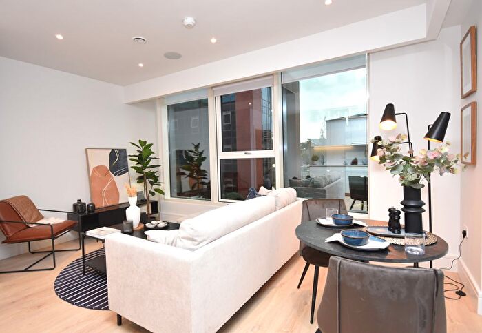 1 Bedroom Flat To Rent In Virginia House, Walton Street, Central Aylesbury, HP21