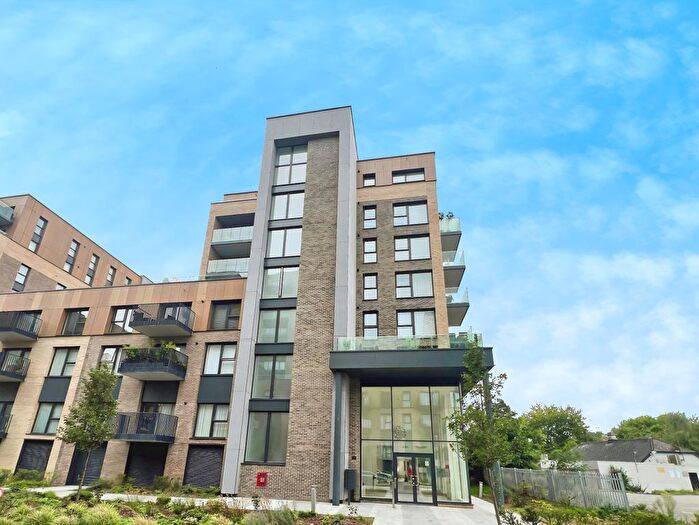 2 Bedroom Flat To Rent In Edinburgh Gate, Harlow, CM20