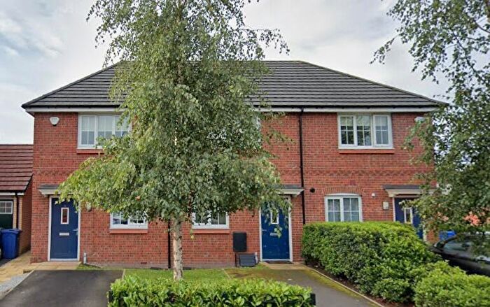 2 Bedroom End Of Terrace House To Rent In Millbank Close, Oldham, Greater Manchester, OL8