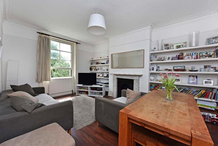 2 Bedroom Apartment To Rent In Grosvenor Avenue, Highbury, London, N5