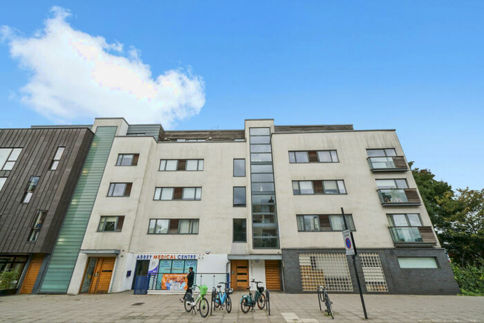 2 Bedroom Flat To Rent In Abbey Road, St John's Wood, NW8