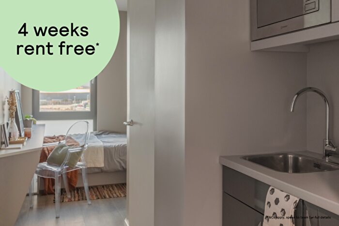 Studio To Rent In Old Oak Lane, London, NW10