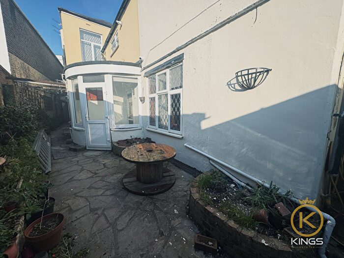 2 Bedroom Maisonette To Rent In Marmion Road, Southsea ., PO5