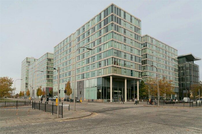 2 Bedroom Apartment To Rent In Witan Gate, Milton Keynes, MK9