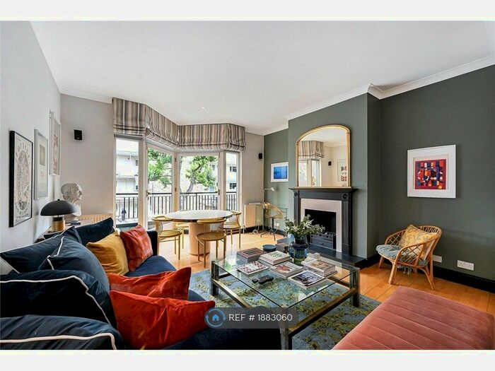 3 Bedroom Terraced House To Rent In Greens Court, London, W11