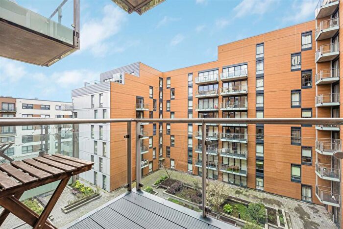 2 Bedroom Apartment For Sale In Alfred Street, Reading, RG1