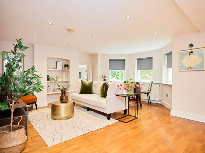 1 Bedroom Flat To Rent In Mildenhall Road, London, E5