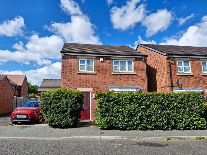 3 Bedroom Detached House For Sale In Sidings Pace, Fencehouses, DH4