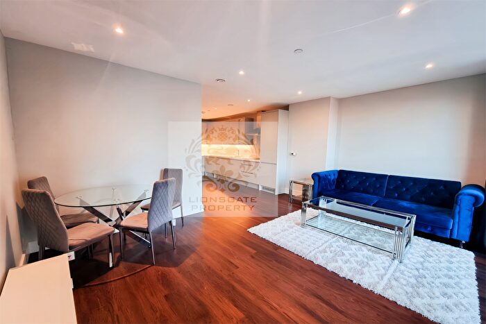 2 Bedroom Apartment To Rent In Handlebury House, E14