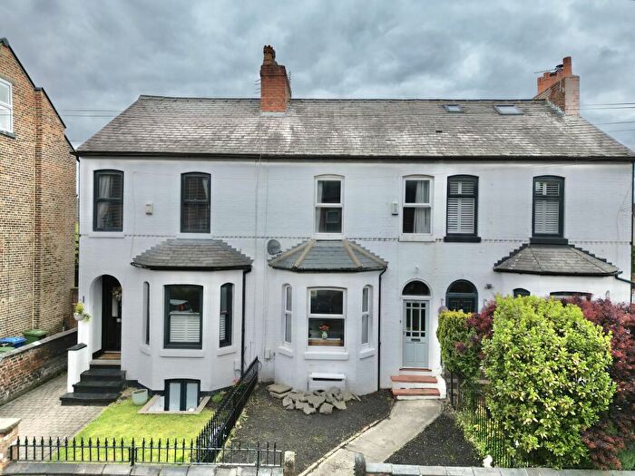 2 Bedroom Terraced House For Sale In Grosvenor Square, Sale, Trafford, M33