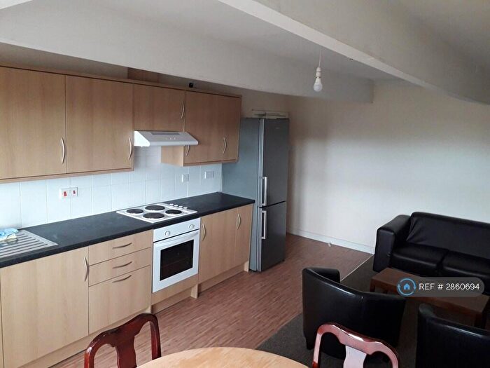 4 Bedroom Flat To Rent In Camden Crescent, Bath, BA1