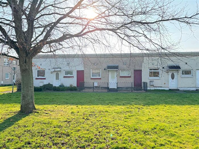 1 Bedroom Bungalow For Sale In Kelvin Way, Bothwell, Glasgow, G71