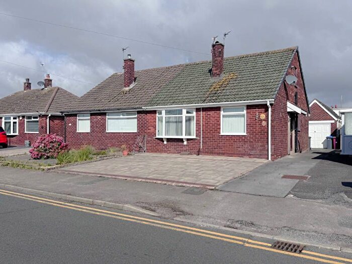 2 Bedroom Semi-detached Bungalow For Sale In Cavendish Mansions, Green Drive, Thornton-Cleveleys, FY5