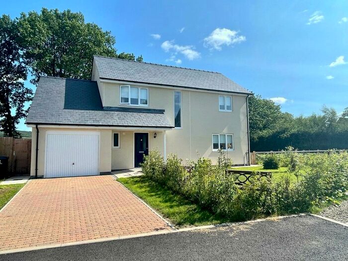 4 Bedroom Detached House For Sale In Trem Yr Epynt, Cefn Gorwydd, Llangammarch Wells, Powys, LD4