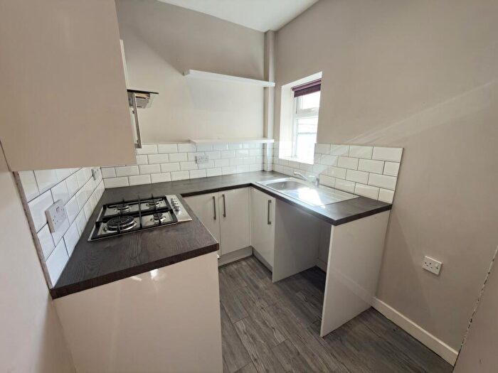 2 Bedroom Terraced House To Rent In Vale Road, L23