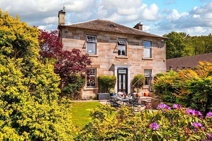 5 Bedroom Detached House For Sale In Clyde Grove, Crossford, Carluke, South Lanarkshire, ML8