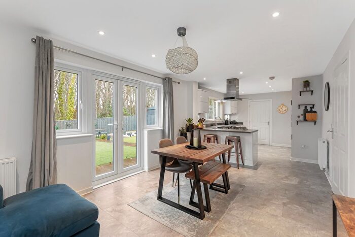 5 Bedroom Detached House For Sale In Easter Langside Drive, Dalkeith, Midlothian, EH22