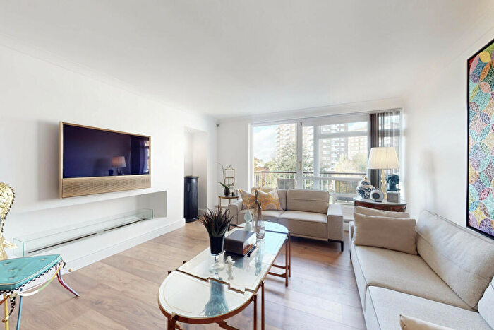 3 Bedroom Apartment For Sale In Walsingham, St. Johns Wood Park, London, NW8